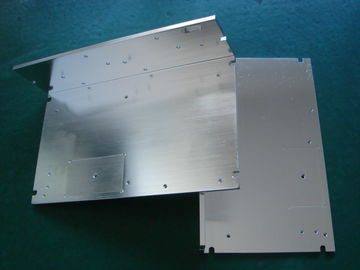L-vorm CNC Precisie die de Snelle Hoek van het Prototypealuminium met Omzettingsdeklaag machinaal bewerken