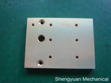 Aluminiumcnc Precisie die Heatsink R.A.F. 65/24 met Gele Alodine 1200 machinaal bewerken Oppervlakte