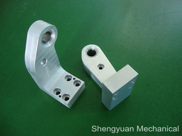 AL7075/AL 6061 die Precisie Malen Machinaal bewerkte CNC Geanodiseerde Delen met Wit machinaal bewerken
