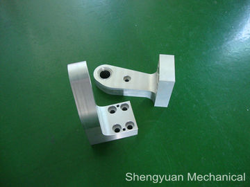 AL7075/AL 6061 die Precisie Malen Machinaal bewerkte CNC Geanodiseerde Delen met Wit machinaal bewerken