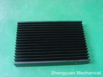 De zwarte anodiseert CNC Precisie Machinaal bewerkend Aluminiumuitdrijving Heatsink ps-60/160H