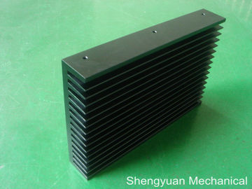De zwarte anodiseert CNC Precisie Machinaal bewerkend Aluminiumuitdrijving Heatsink ps-60/160H