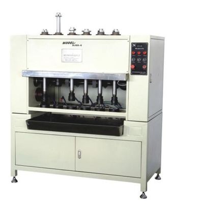Zes Belangrijkste As Roterende Plooiende Machine voor de Grondplaat van de Oliefilter het Onttrekken