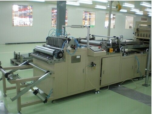 Aangepaste 600mm Roterende Plooiende Machine met het Snelle Snelheidstoestel Verzamelen